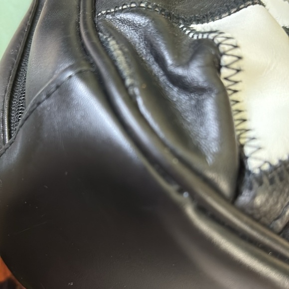 Vintage 1980s patchwork leather bag shoulder bag  3 compartment  black/white EVC - Picture 13 of 16